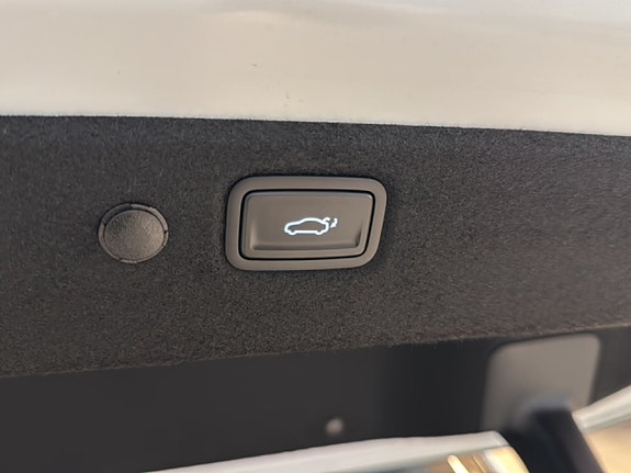 Kia EV4 15 of 18
