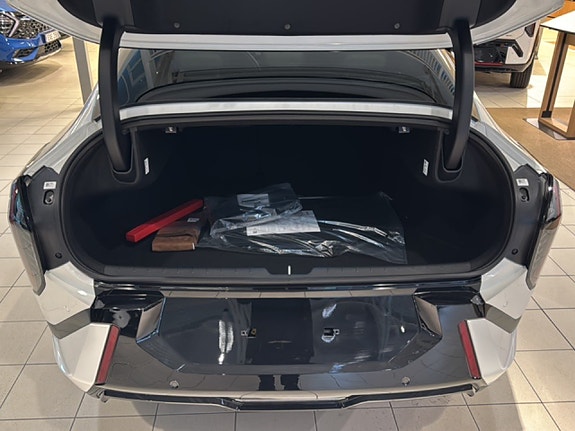 Kia EV4 14 of 18