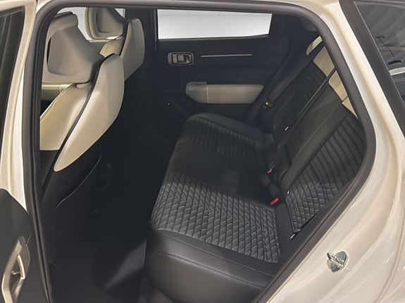 Kia EV4 9 of 18