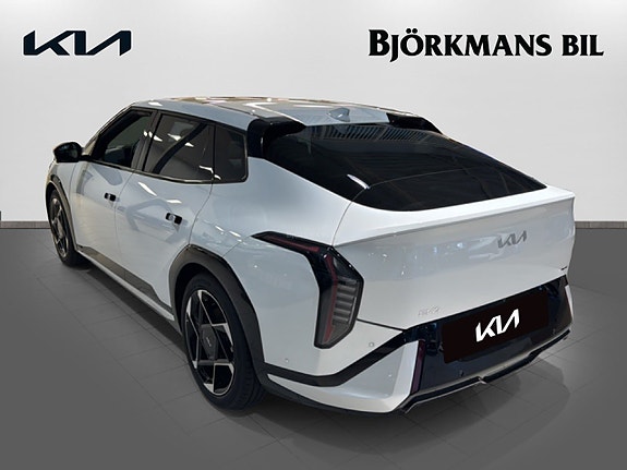 Kia EV4 6 of 18