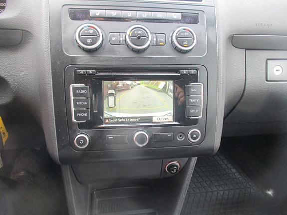 Volkswagen Touran 13 of 16