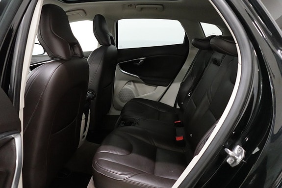 Volvo V40 5 of 5