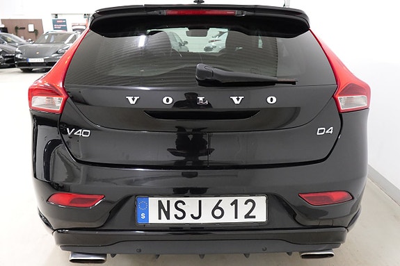 Volvo V40 19 of 19