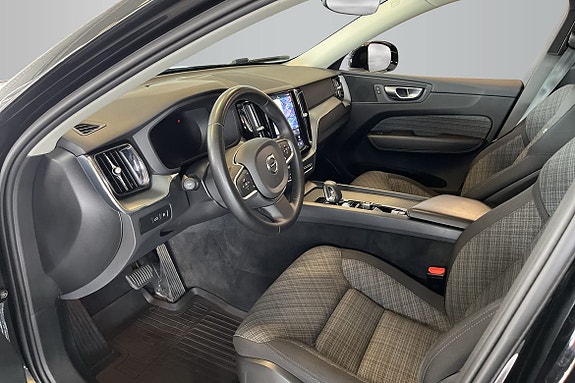 Volvo XC60 10 of 18