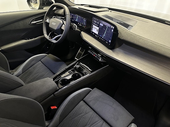Audi Q3 11 of 15