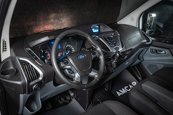 Ford Transit Custom 15 of 22