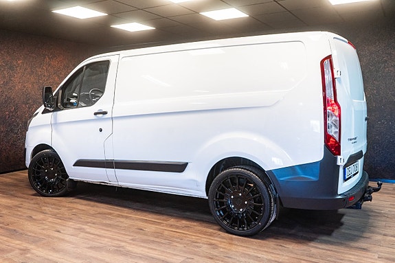 Ford Transit Custom 7 of 22