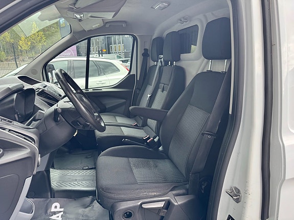 Ford Transit Custom 4 of 15