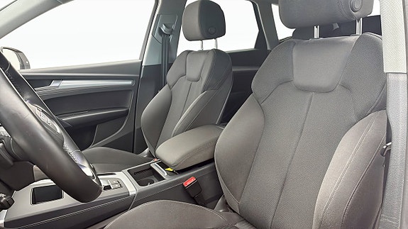 Audi Q5 8 of 12
