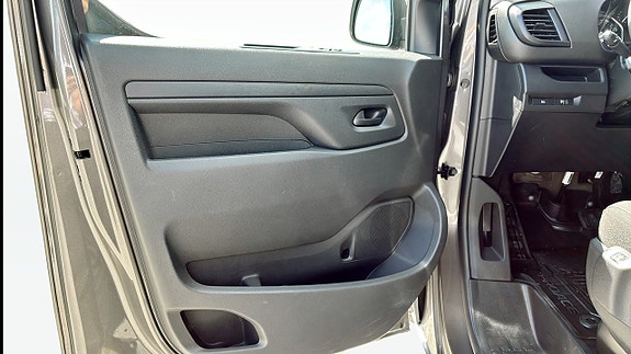 Toyota Proace 11 of 12