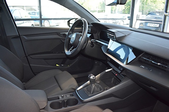 Audi A3 4 of 5