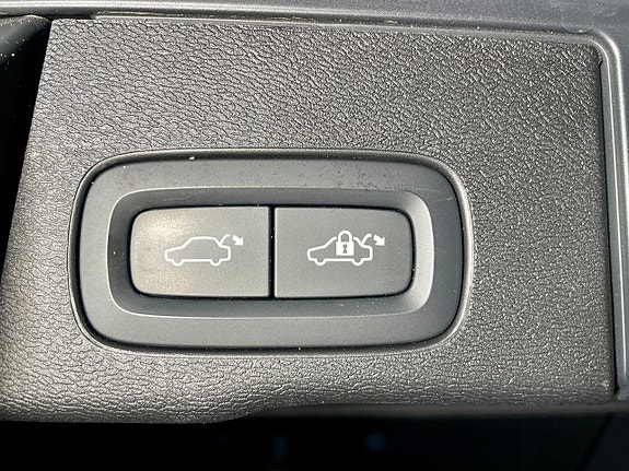Volvo XC60 20 of 20