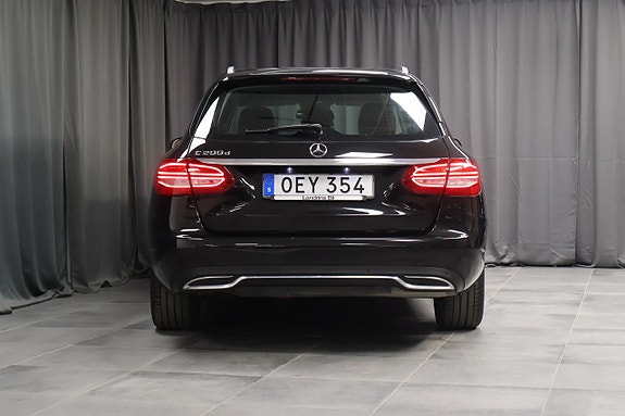 Mercedes-Benz C200 d 4 of 5