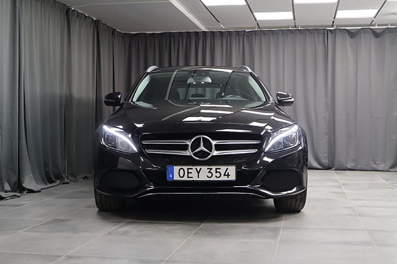 Mercedes-Benz C200 d 3 of 5