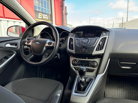 Ford Focus 11 of 19