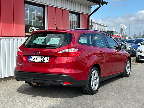 Ford Focus 7 of 19
