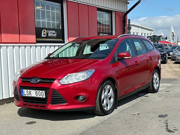 Ford Focus 2 of 19