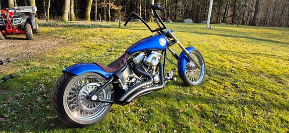 Harley-Davidson 2 of 5