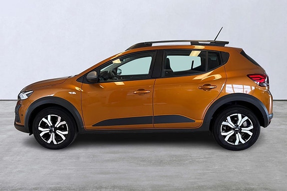 Dacia Sandero Stepway 2 of 5
