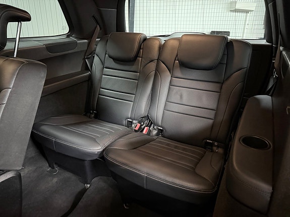 Mercedes-Benz GL63 13 of 30