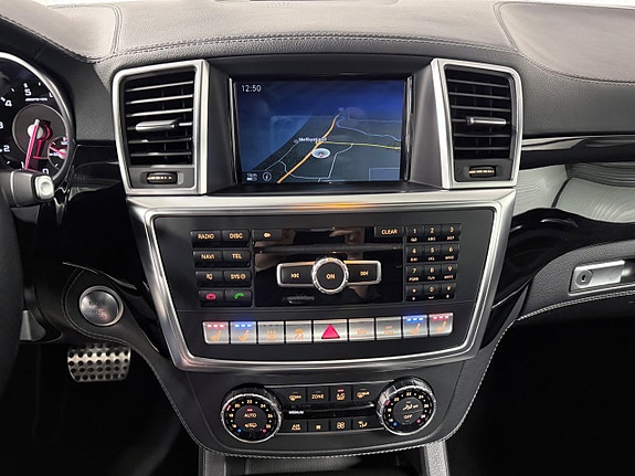 Mercedes-Benz GL63 22 of 30