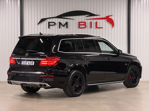 Mercedes-Benz GL63 3 of 5