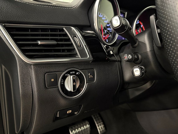 Mercedes-Benz GL63 22 of 30