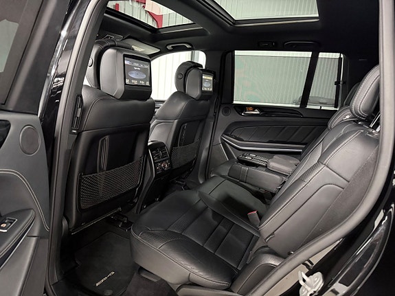 Mercedes-Benz GL63 11 of 30