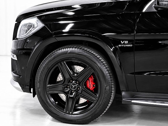 Mercedes-Benz GL63 9 of 30