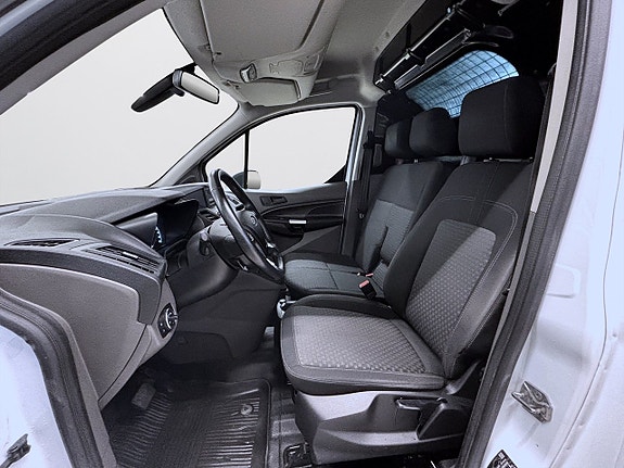 Ford Transit Connect 10 of 13