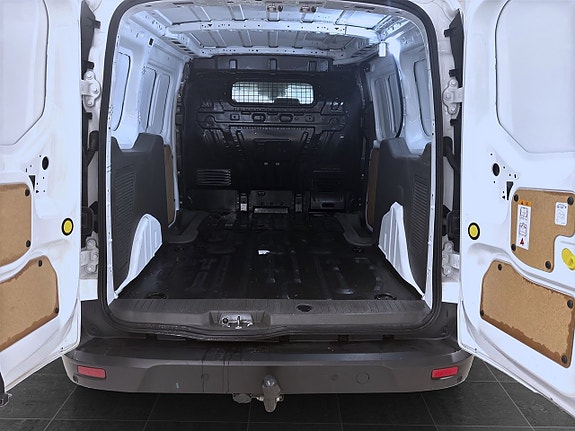 Ford Transit Connect 8 of 13