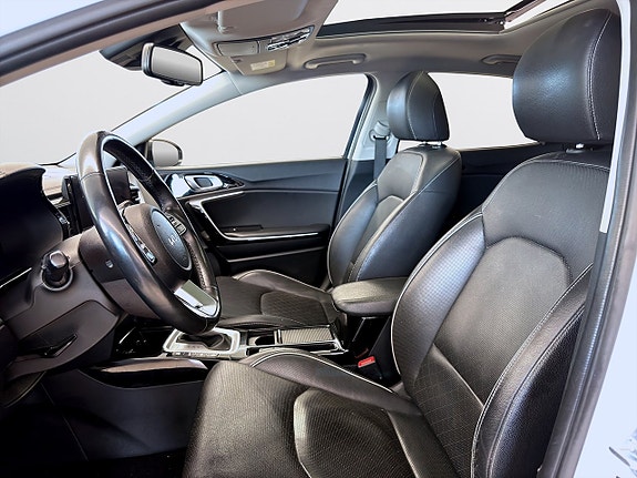Kia XCeed 11 of 16