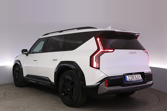 Kia EV9 4 of 5