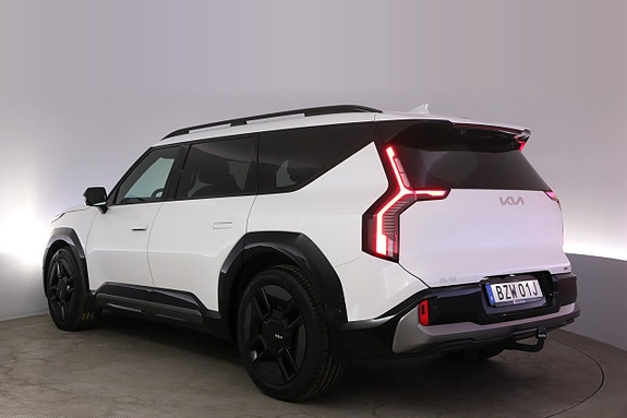 Kia EV9 4 of 5
