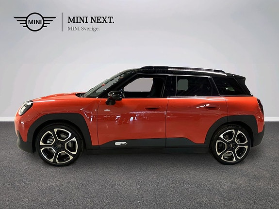 MINI Aceman SE 2 of 16