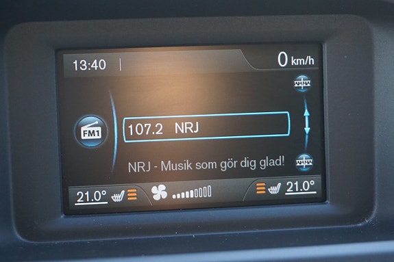 Volvo V40 12 of 21