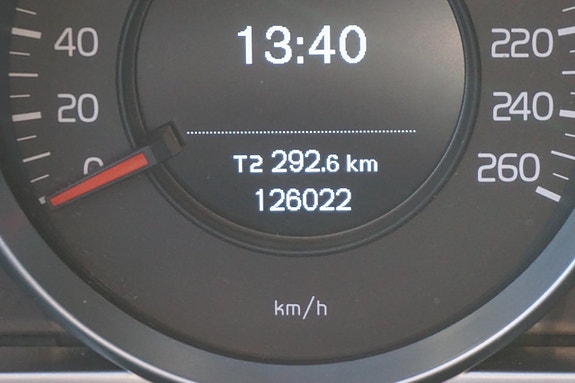 Volvo V40 9 of 21
