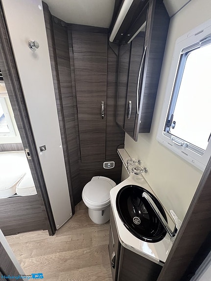 McLouis NEVIS 75 * 4.95% Kampanj * AC * Solpanel * 15 of 20