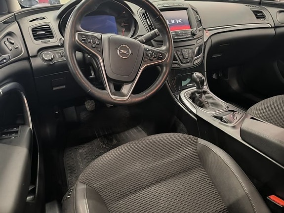 Opel Insignia 7 of 9