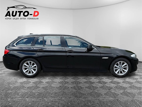 BMW 530d 4 of 5