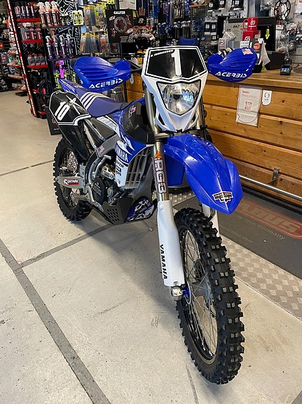 Yamaha WR 250 F 3 of 4