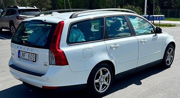 Volvo V50 5 of 5