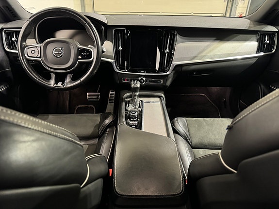 Volvo V90 13 of 18