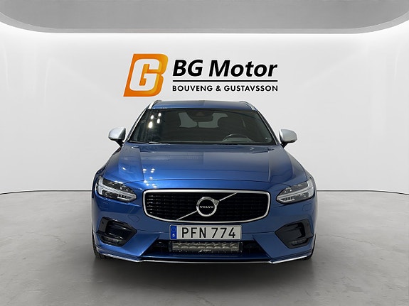 Volvo V90 2 of 18