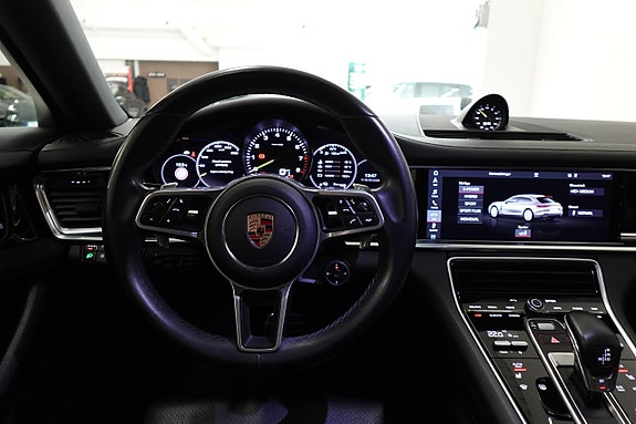 Porsche Panamera 4 7 of 25