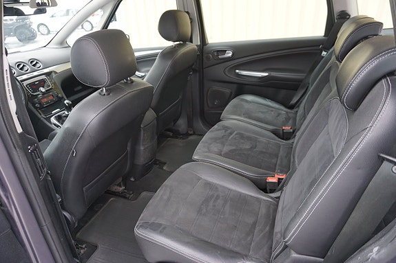 Ford S-MAX 5 of 5