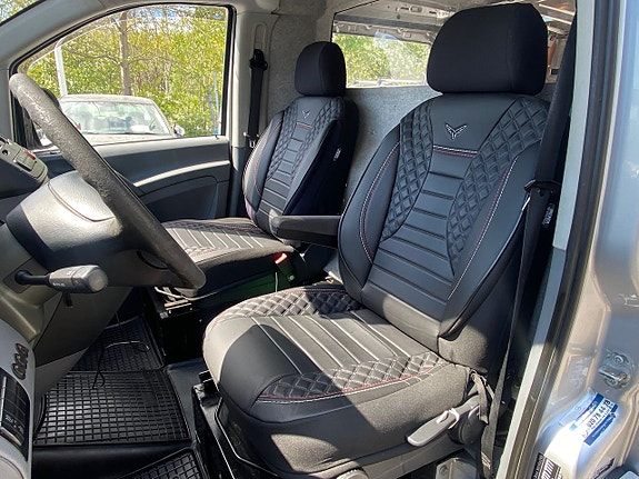 Mercedes-Benz Vito 115 15 of 19