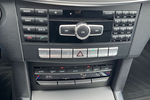 Mercedes-Benz E220 19 of 27