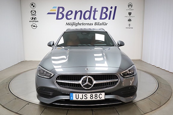 Mercedes-Benz C220 d 2 of 25