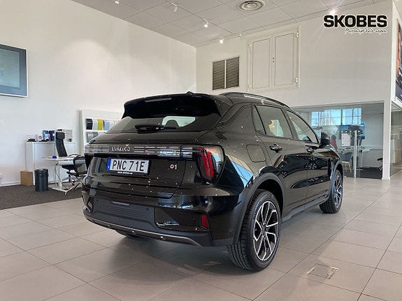Lynk & Co 01 6 of 21
